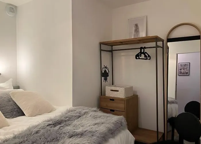 Homency - L'expression C03 Apartment *